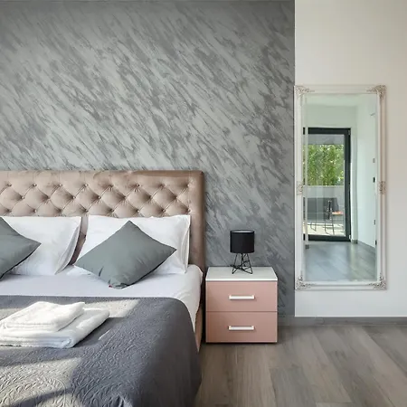 Modern Nea With Outdoor Pool In *