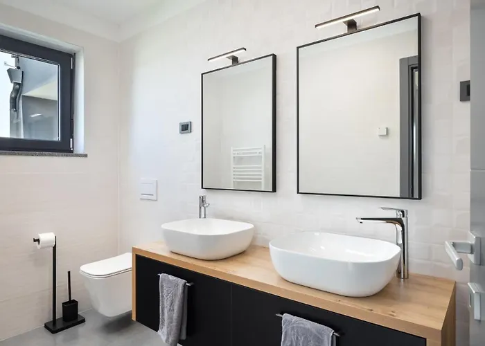 Modern Nea With Outdoor Pool In *